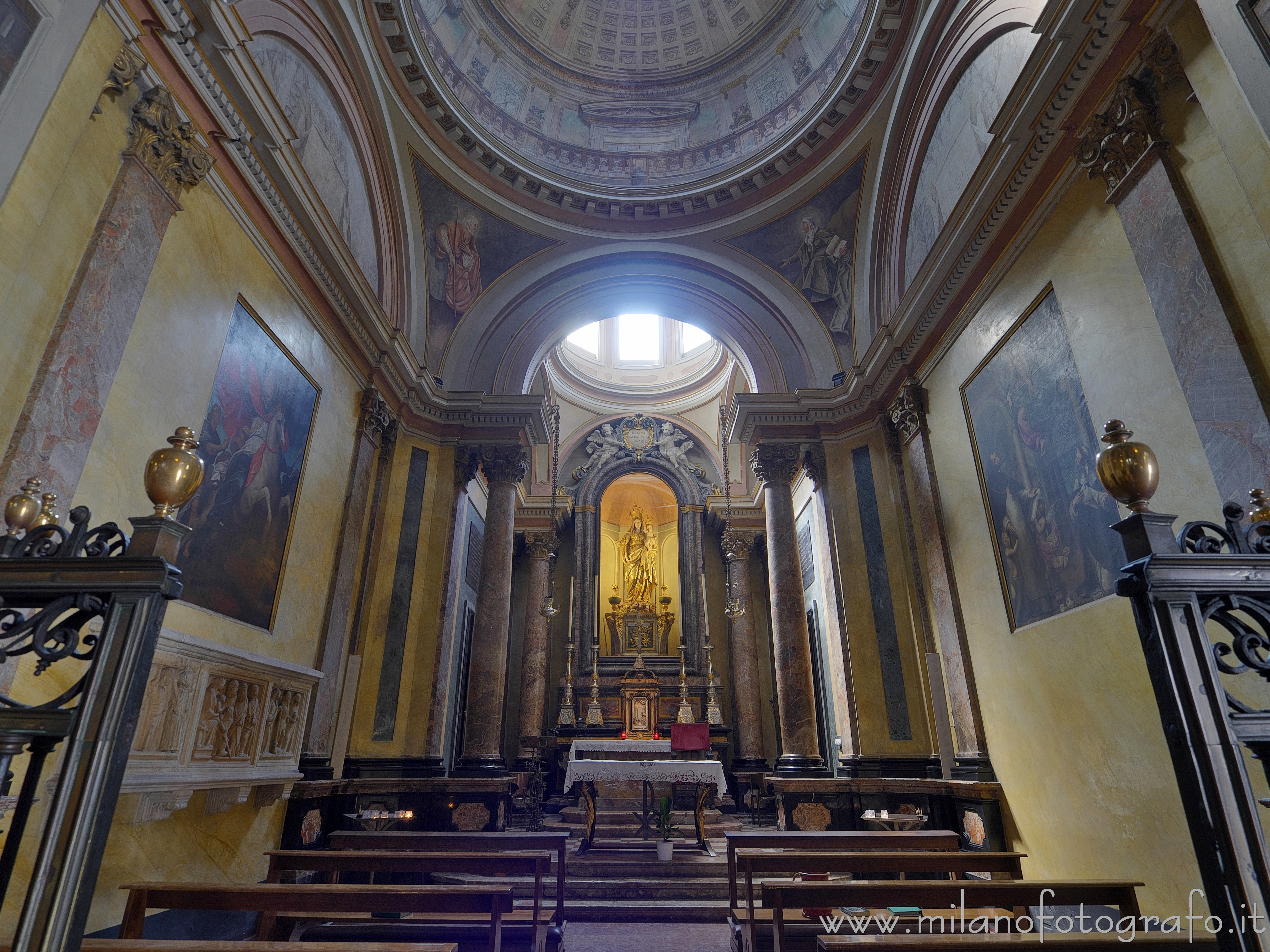 Milano - Cappella della Madonna del Rosario nella Basilica di Sant'Eustorgio - Foto a piena risoluzione